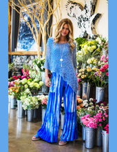 Load image into Gallery viewer, Cornflower Blue