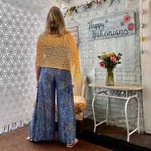 Load image into Gallery viewer, Royal Daisy