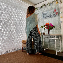 Load image into Gallery viewer, Black Aqua Tribal