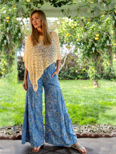 Load image into Gallery viewer, Royal Daisy