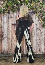 Load image into Gallery viewer, Modern Abstract