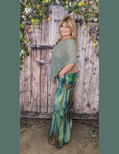 Load image into Gallery viewer, Emerald Forest