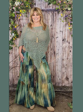 Load image into Gallery viewer, Emerald Forest