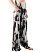 Load image into Gallery viewer, Modern Abstract