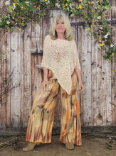 Load image into Gallery viewer, Saffron Candlelight