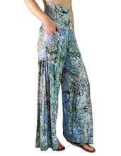 Load image into Gallery viewer, Stormy Sky