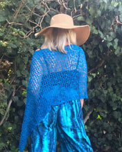 Load image into Gallery viewer, Peacock