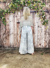 Load image into Gallery viewer, Silver Lining